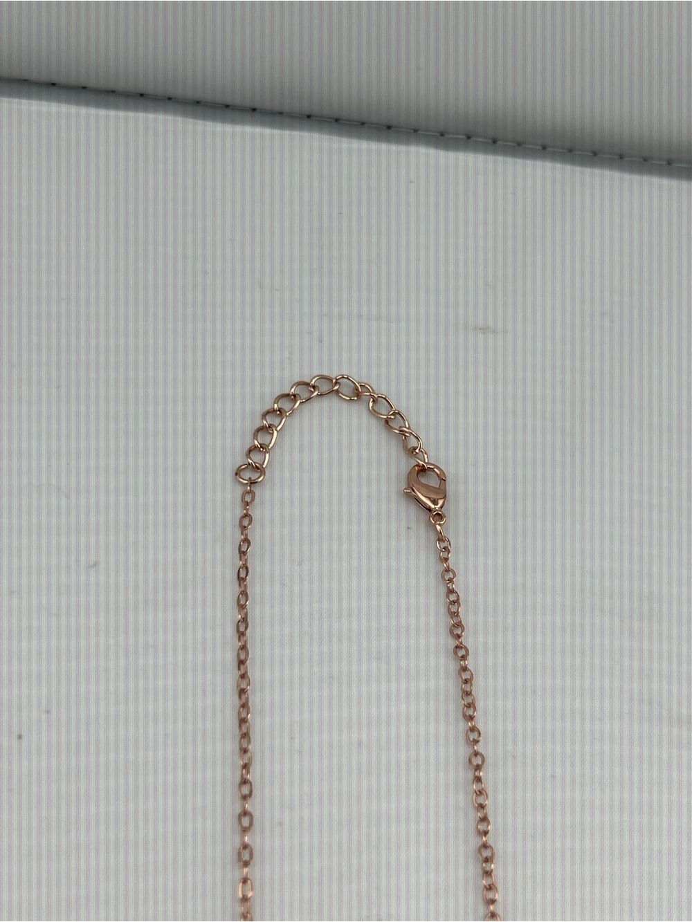 🎁Rose Gold GEOMETRIC NARWHAL WHALE NECKLACE - Picture 6 of 10